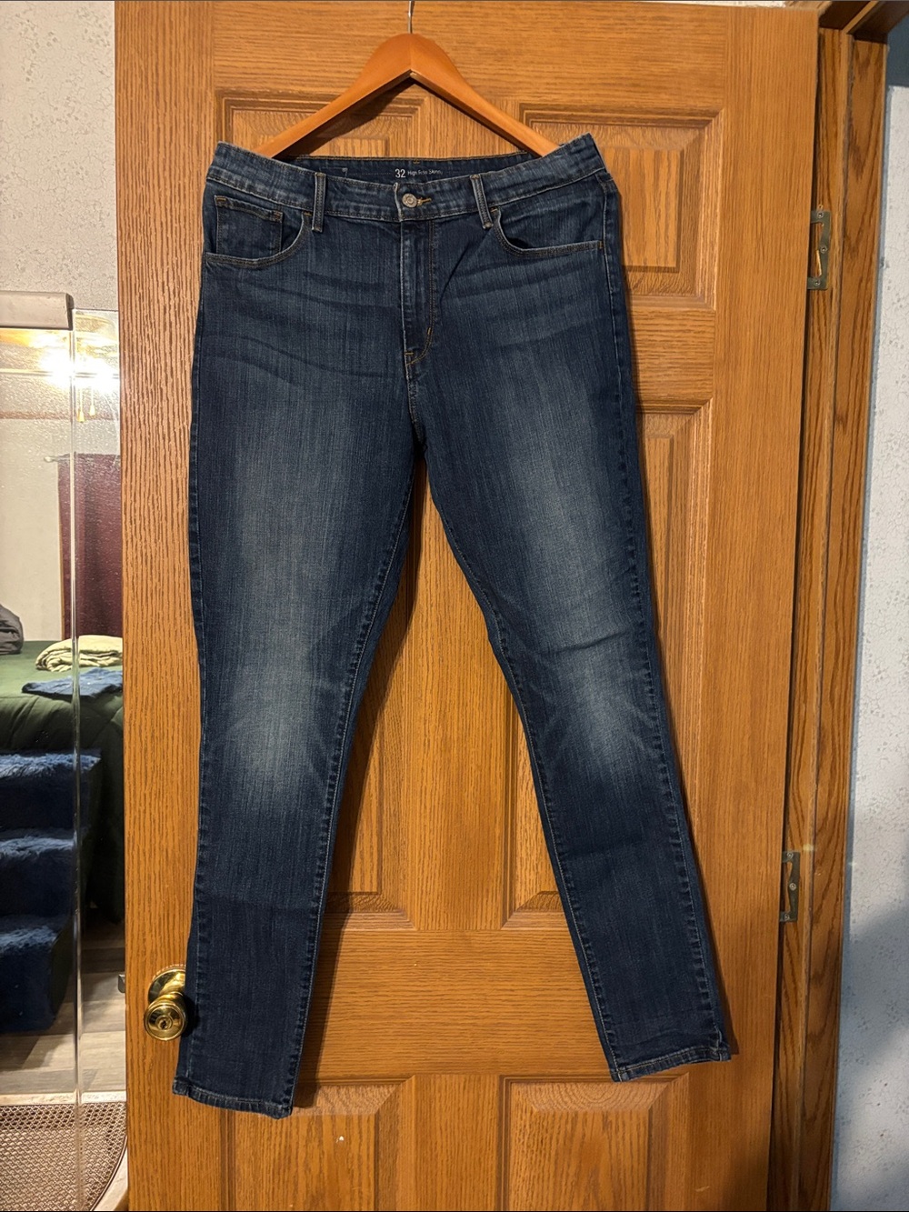 Levi's Women’s Navy Blue 32 high rise Skinny Jeans